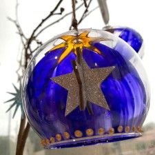Star Bauble with Vitrail